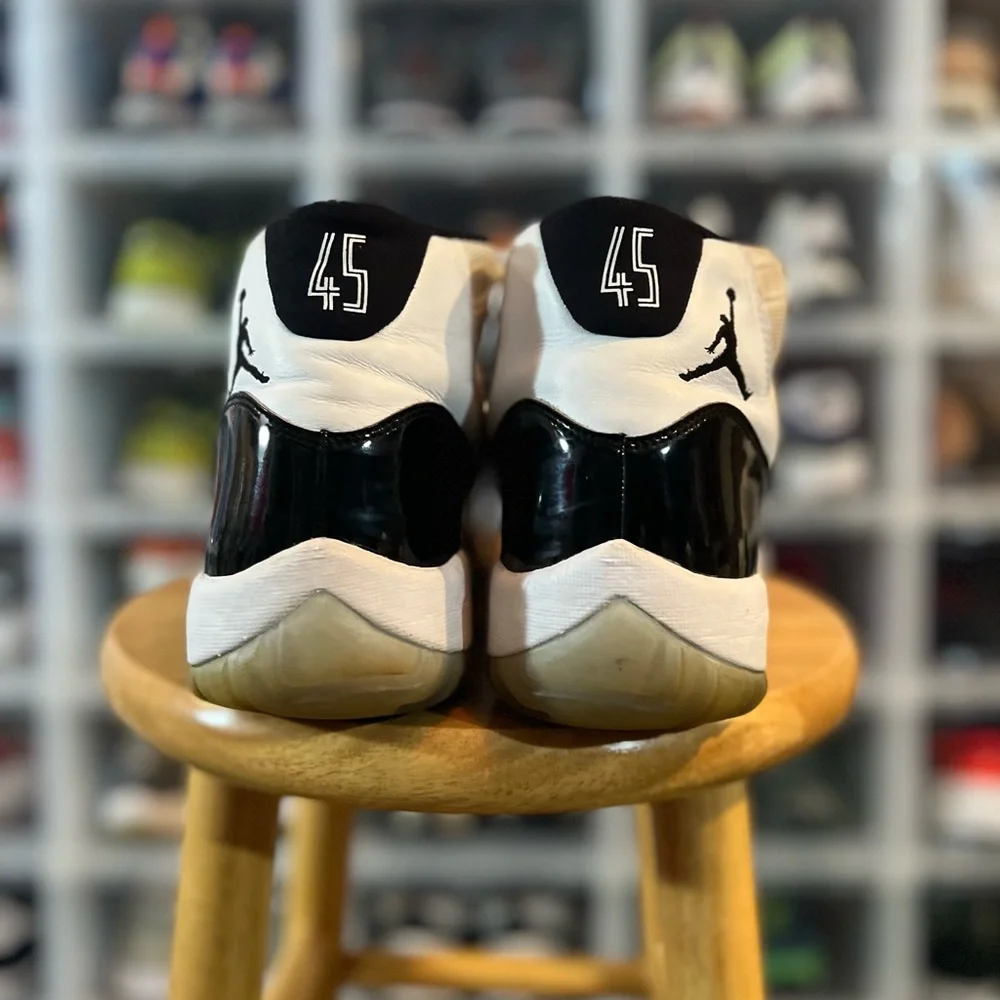 Jordan 12 Retro Concord